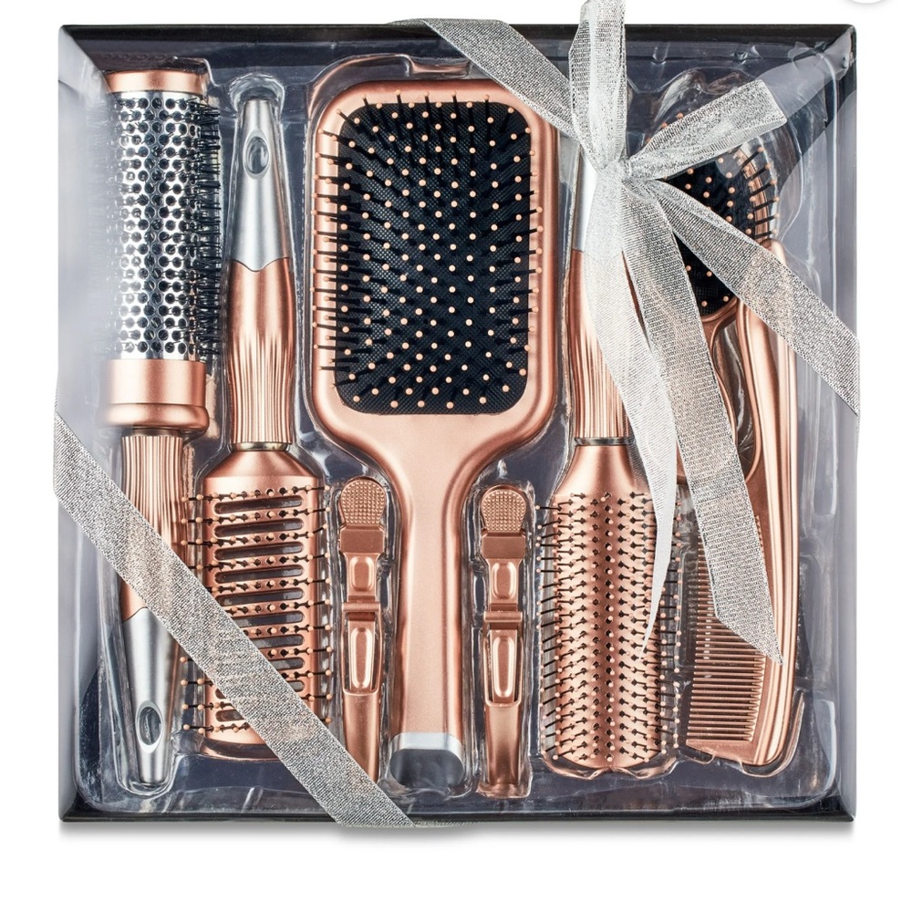 Hairbrush set, styling tools
